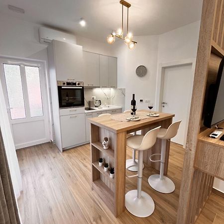 Dmm Apartments Tivat Exterior foto